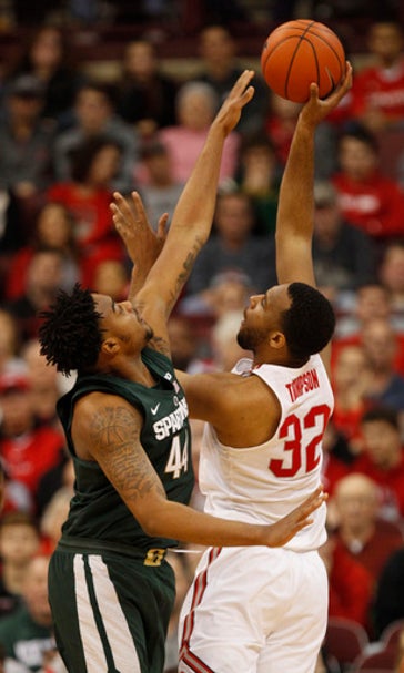 Ohio State beats Michigan State for first Big Ten win 72-67 (Jan 15, 2017)